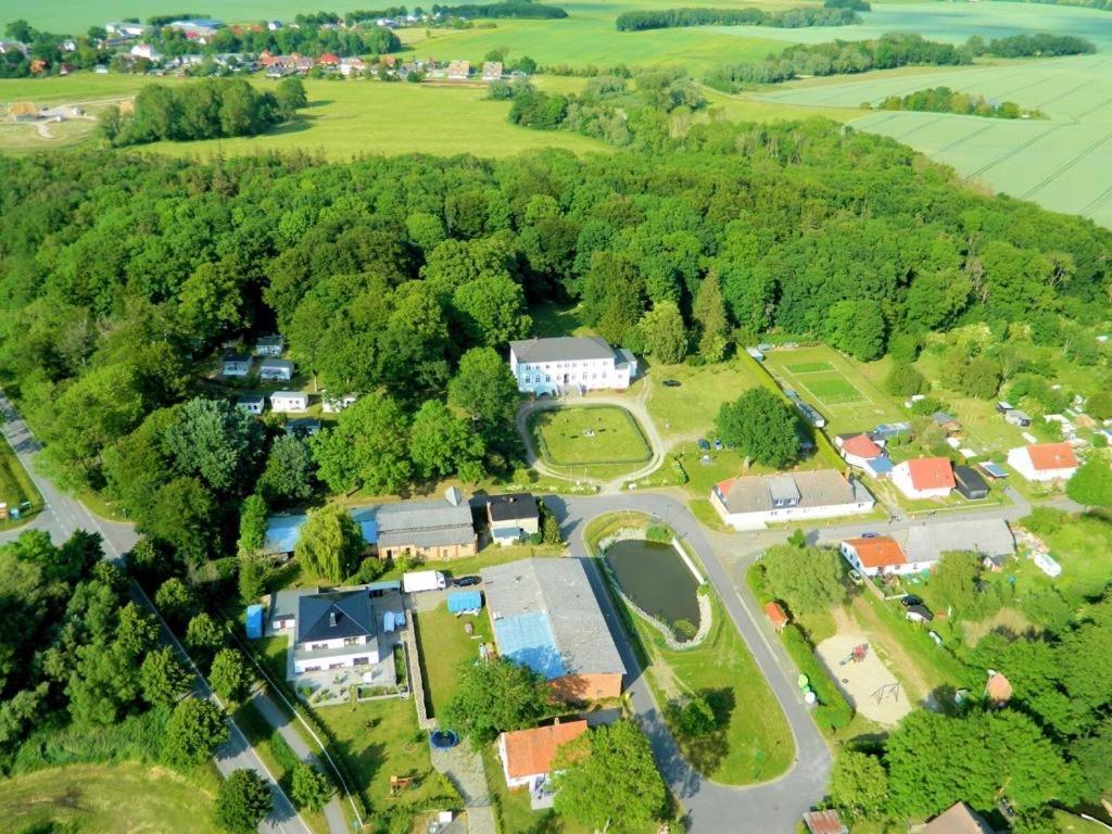 Bungalowpark Am Salzhaff Klein Stromkendorf Экстерьер фото